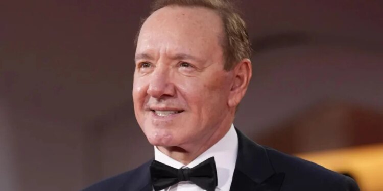 Kevin Spacey dhe akuzuesit arrijnë marrëveshje përpara se të fillonte gjyqi për ngacmime seksuale