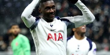 Kolo Muani i bën thirrje Juventusit; realiteti i rikthimit të tij dhe kërkesa nga PSG