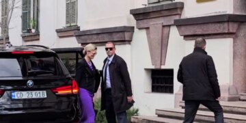 Konkurrenca për pozitat në drejtimin e Policisë së Shtetit, Nancy VanHorn dërgohet në Ministrinë e Brendshme.