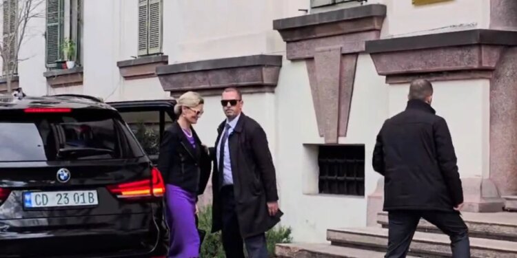 Konkurrenca për pozitat në drejtimin e Policisë së Shtetit, Nancy VanHorn dërgohet në Ministrinë e Brendshme.