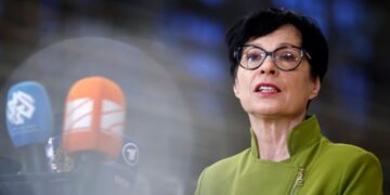 Kosova përballet me krizë politike: Marta Kos anulon vizitën në Prishtinë pas vendimit të Gjykatës Kushtetuese