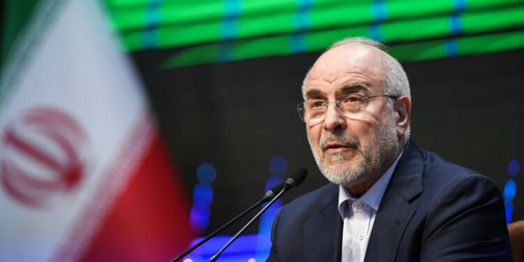 Kryeparlamentari i Iranit paralajmëron: Do të shkatërrojmë trupat amerikane që do të vijnë në vend.