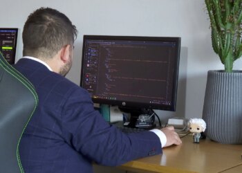 Kuvendi u sulmua nga hakerat: Ekspertët e IT thonë se kanë ndjekur individët me akses, mund të jenë "piratë" ndërkombëtarë të financuar.