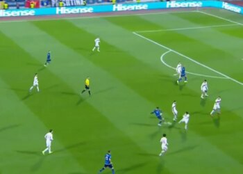 LIVE: Kosova kundër Turqisë - 90 minuta përballë historisë, nisin ndeshjen e parë në "Fadil Vokrri". Dardanët aspiratojnë për pjesëmarrjen në Botëror.