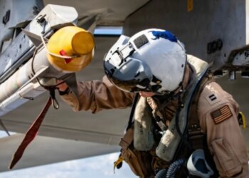 LIVE/ Lufta në Iran: Anije dhe avionë europianë aktivë. CIA po furnizon forcat e saj kundër Teheranit, Izraeli paralajmëron: Raketat e tyre arrijnë në të gjithë Ballkanin.