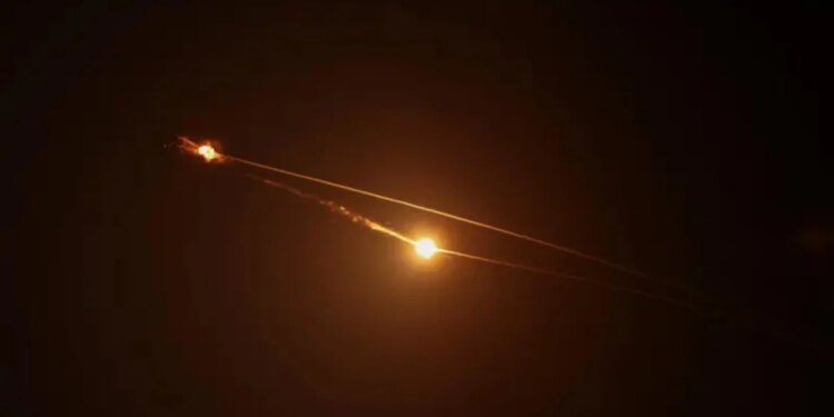 LIVE/ Lufta në Lindjen e Mesme vazhdon, me intensifikimin e sulmeve ndërmjet Izraelit dhe Iranit. Teherani premton hakmarrje ndaj Netanyahut.