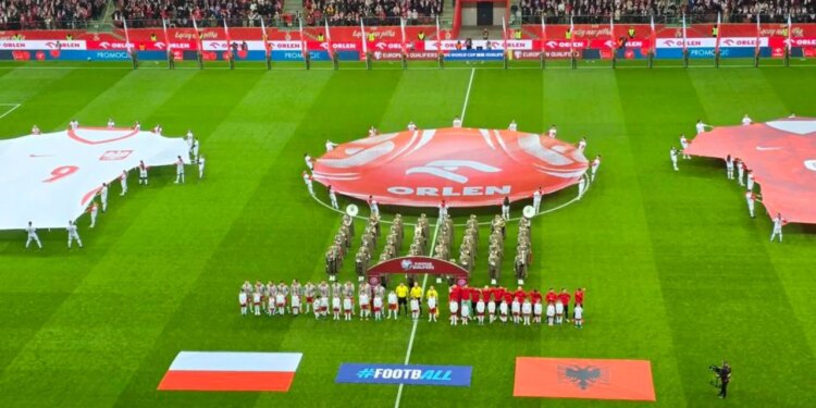 LIVE Poloni-Shqipëri/ Nis ndeshja në Varshavë, kuqezinjtë në kërkim të kualifikimit për Botërorin.