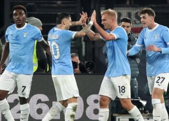 Lazio mposht Milanin dhe humbet mundësinë për të përfituar ndaj Interit.