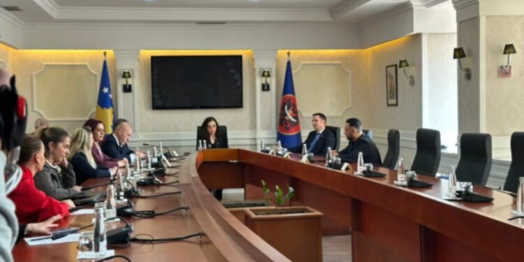 Lëvizja Vetëvendosje nuk pranon të takohet me Osmanin: Tregon emrat, cilët i konsideronte si individë të rrezikshëm?