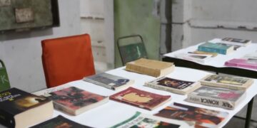 Librat e ndaluar, të ekspozuar në Muzeun e Luftës së Ftohtë, paraqesin veprat e papërshtatshme gjatë periudhës komuniste.