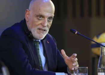 Liga aprovoi transferimin e Messit te Barcelona, ndërsa Tebas mohon pretendimet e Xavit: Asnjëherë nuk e kemi miratuar.