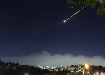 Lufta në Lindjen e Mesme: Eksplozione në Jerusalem pas goditjeve nga Irani, ushtria izraelite njofton shkatërrimin e rreth 300 raketahedhësve që nga nisja e përplasjeve.