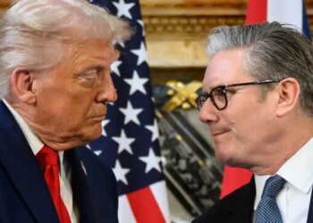 Lufta në Lindjen e Mesme: Starmer ka një bisedë telefonike me Trump për rikthimin e transportit detar global.