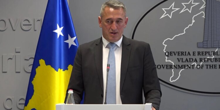 Manastiri i Deçanit: Nenad Rashiç shfuqizon deklaratën për Kurtin, thotë se u ngatërrova