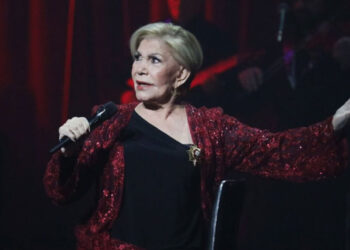 Marinella, këngëtarja e njohur greke, vdes në moshën 87-vjeçare, pas një karriere gjashtëdhjetëvjeçare në muzikë.