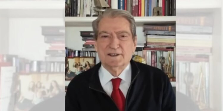 “Marshim i paharrueshëm, një tjetër triumf” / Berisha dërgon mesazh për Ramën: Ai ndihet të pasigurt përpara shqiptarëve të cilët...