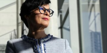 Marta Kos diskuton pranimin e korrupsionit në Shqipëri, komisionerja e BE reagon: Pranimi në BE kërkon transformim të vërtetë.