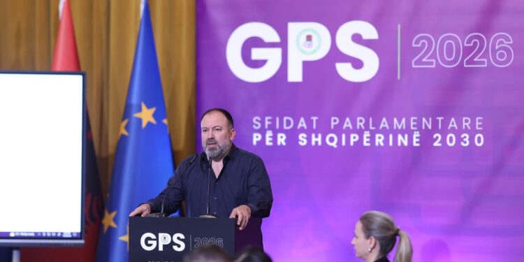 Mazniku prezanton 4 skenarët e PS për Reformën Territoriale, nga bashkimi i bashkive të vogla me të mëdha, tek krijimi i 36 rretheve e qarqeve të zgjedhura.