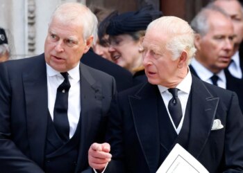 Mbreti Charles i jep ultimatum Princit Andrew: Merri sendet dhe largohet nga rezidenca mbretërore deri në fundjavë.
