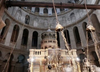 Mbyllet Varri i Shenjtë për shkak të rreziqeve, Jerusalemi në alarm pas sulmeve me dronë nga Irani