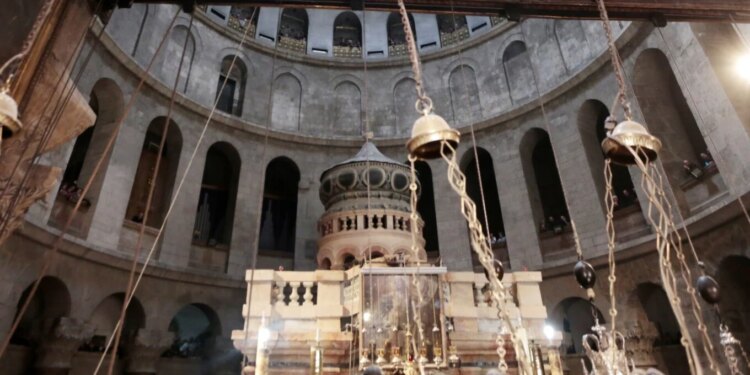 Mbyllet Varri i Shenjtë për shkak të rreziqeve, Jerusalemi në alarm pas sulmeve me dronë nga Irani