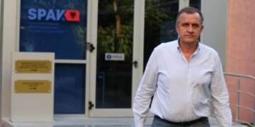 Mbyllet kontrata koncesionare për sterilizimin e instrumenteve kirurgjikale, Ilir Beqaj reagon: janë ngritur akuza për 11 vepra penale, pa asnjë vendim deri tani.