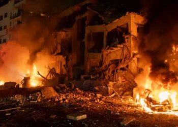 Merz, Macron dhe Starmer kritizojnë sulmet e Iranit në zonë/ Përfaqësuesja e lartë e BE-së për Politikën e Jashtme convokon një mbledhje emergjente.