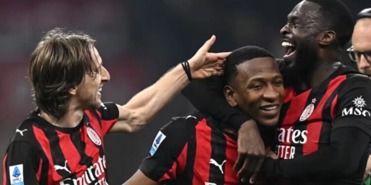 Milan dhe perspektiva e Modric: Nuk më shqetësojnë thashethemet në lidhje me ekipin.