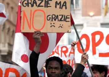 Ministri Nordio pranon përgjegjësinë politike pas dështimit të referendumit për reformën në drejtësi në Itali.