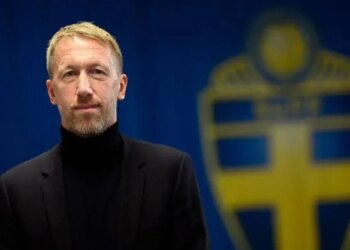 Mund të përballet me Shqipërinë në play-off, trajneri që nuk arriti të shpjerë në sukses Chelsean rinovon marrëveshjen me përfaqësuesen nordike.