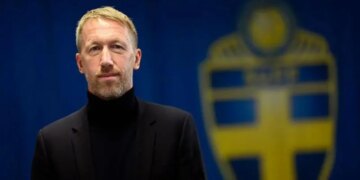 Mund të përballet me Shqipërinë në play-off, trajneri që nuk arriti të shpjerë në sukses Chelsean rinovon marrëveshjen me përfaqësuesen nordike.