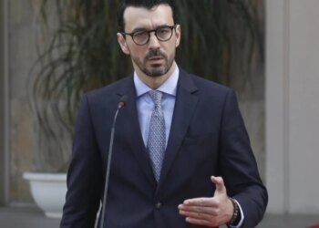 Ndërhyrja amerikane dhe ndikimet ruse në Portin e Porto Romanos: Ministri Karakaçi në lidhje me anulimin e tenderit - Ofertuesi iu përgjigj me një tërheqje, do hartojmë një plan tjetër.