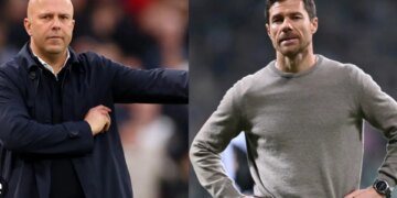 Në çastin më të vështirë për Arne Slot, paraqitet figura e Xabi Alonsos.