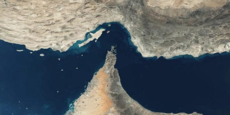 Ngushtica e Hormuzit, autoritetet iraniane deklarojnë: Do të mbetet e aksesueshme, por do të synohen të gjitha anijet amerikane dhe izraelite.