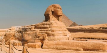 Një Sfinks i dytë mund të jetojë nën Piramidën e Gizës: rezultatit e studimeve dhe polemikat mbi këtë teori.