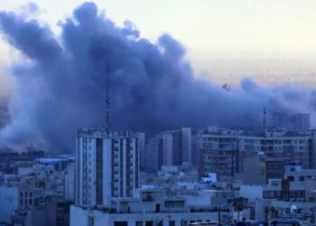 “Një natë e frikshme: 30 shpërthime në Teheran”/ Banorët ndajnë përjetimet e tmerrshme nga sulmet e SHBA-së dhe Izraelit.