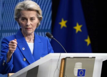 “Një tranzicion i menjëhershëm është i nevojshëm”/ Sulmi amerikan dhe izraelit ndaj Iranit, von der Leyen: Rreziku i përshkallëzimit të konfliktit është i pranishëm