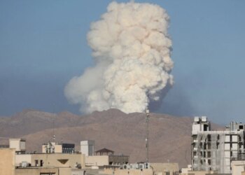 Një vend i vogël dhe i ndërlikuar në Evropë: Konflikti i panjohur mes Teheranit dhe Tiranës, analiza nga Kathimerini - Shqipëria si një target për hakmarrjen iraniane