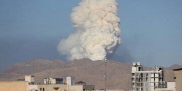 Një vend i vogël dhe i ndërlikuar në Evropë: Konflikti i panjohur mes Teheranit dhe Tiranës, analiza nga Kathimerini - Shqipëria si një target për hakmarrjen iraniane