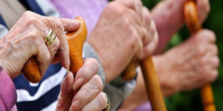 Njerëzit e vështirë ndikojnë në plakjen tuaj, studimi: Plakje biologjike e shtuar çdo vit.