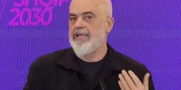 “Nuk kemi një parashikim për sa do të vazhdojë kjo situatë”/ Pasojat ekonomike të rritjes së çmimit të naftës, Rama: Pensionistët janë prioritet, ata e ndiejnë më thellë këtë situatë.