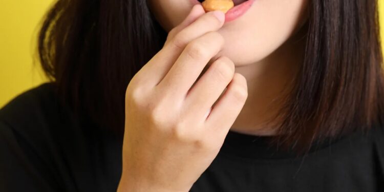 Numërimi i kalorive nuk është gjithmonë efektiv, përpiquni të ushqeheni me më shumë mend në këtë proces.