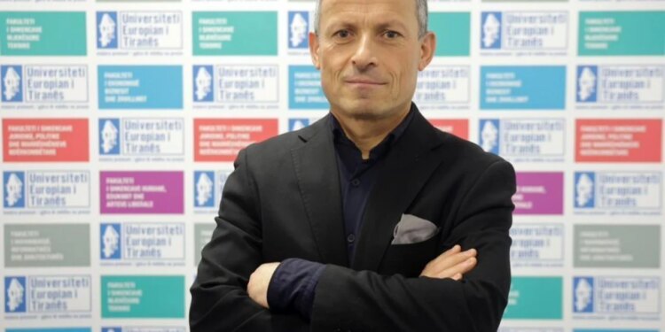 Opinion/ Fitim Zekthi: Preç Zogaj si një element të veçantë në politikën shqiptare, veçanërisht në krahun e djathtë.