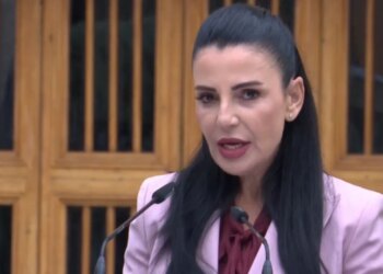 PS shqyrton sot vendimin për Belinda Ballukun! Kryeministri Rama para grupit në mbledhje.