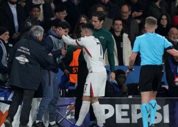 PSG-Chelsea, UEFA nis hetimet për Pedro Neton, për incidentin me mbledhësin e topave.