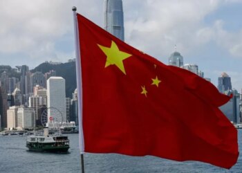 Pakistani dhe Kina rrisin përpjekjet diplomatike për të ulur tensionet në Iran, ndërsa Pekini kërkon ndaljen e menjëhershme të sulmeve.