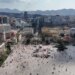 Pamje ajrore/ Tirana feston Ditën e Verës, qytetarët zënë rrugët e kryeqytetit