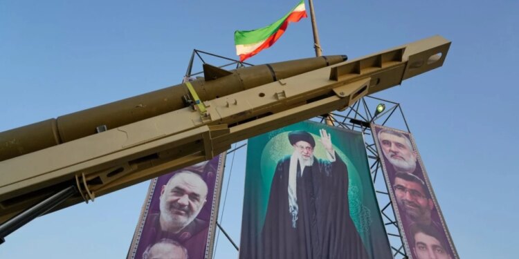 Pas njoftimit të Presidentit amerikan në lidhje me ngushticën e Hormuzit, Irani i dërgon një mesazh kërcënues Trumpit: Bëni kujdes… që të mos shuheni!