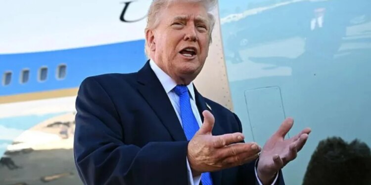 Për herë të parë në historinë e SHBA-së, nënshkrimi i presidentit Trump do të paraqitet në kartëmonedhat amerikane.