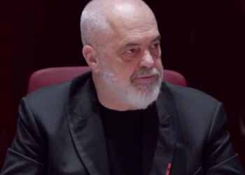 “Procesi është shumë i ngarkuar”/ Negociatat për anëtarësimin në BE, Rama: Puna e ekipit dhe ministrave meritojnë lavdërim.